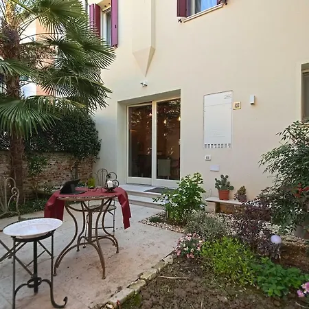 28 Alla Rotonda-2